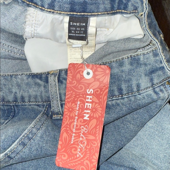 Bohemela Women's Blue Jeans - Picture 9 of 9